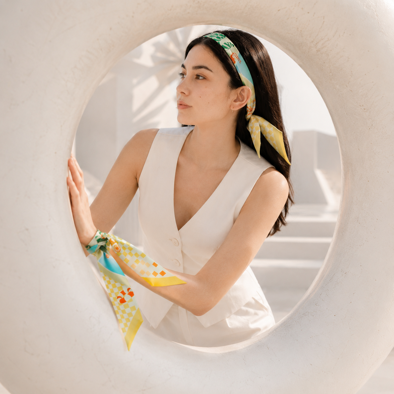 7 Easy Ways to Wear a Silk Scarf